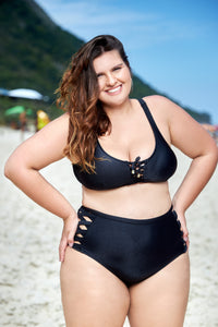 Plus size bikini set: Bra top and bikini bottoms with side straps - Black