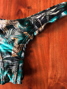 Bikini set: Triangle top and scrunch bikini bottoms - Nature & jaguar