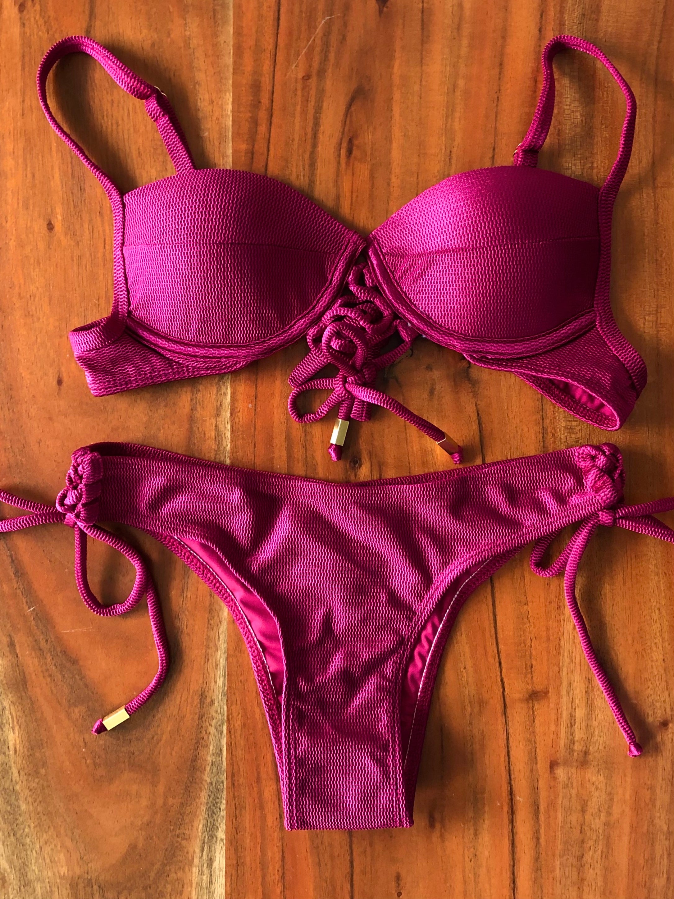 Bikini set: Balconette with push-up effect and bottoms with side lacin –  Tropical Mood